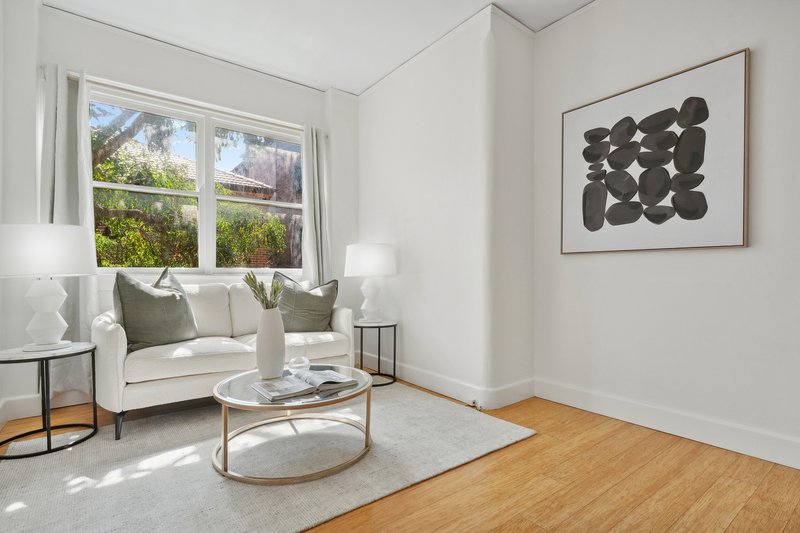 Photo - 4/3-5 Hastings Parade, Bondi Beach NSW 2026 - Image 2