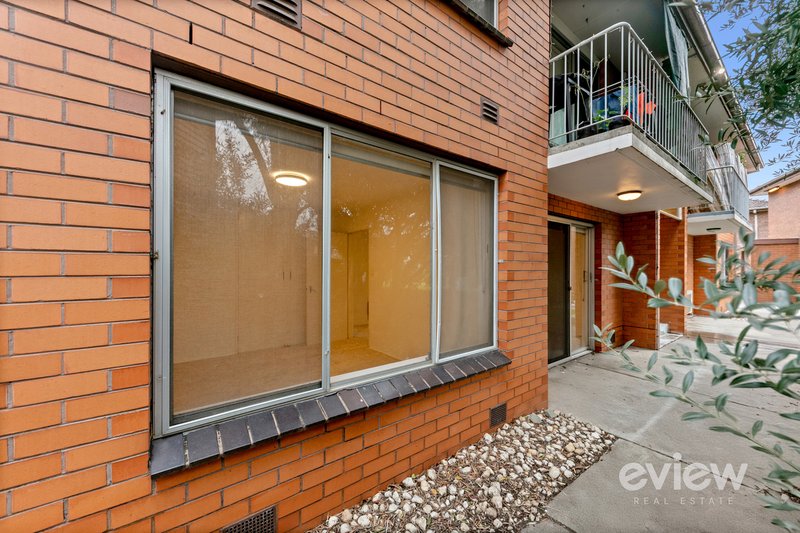 Photo - 4/3-5 Robin Street, Altona VIC 3018 - Image 8