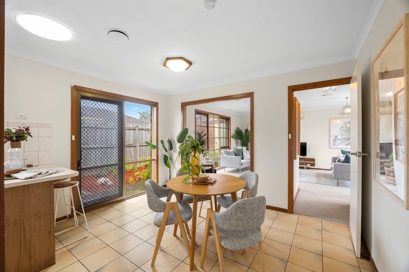 Photo - 4/3-5 Thomas Street, Ringwood VIC 3134 - Image 4