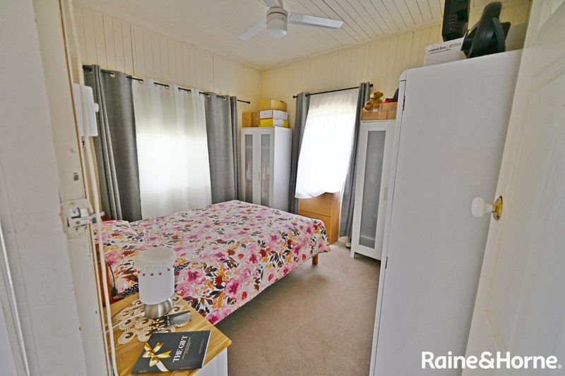 Photo - 43 Acacia Avenue, Warwick QLD 4370 - Image 10