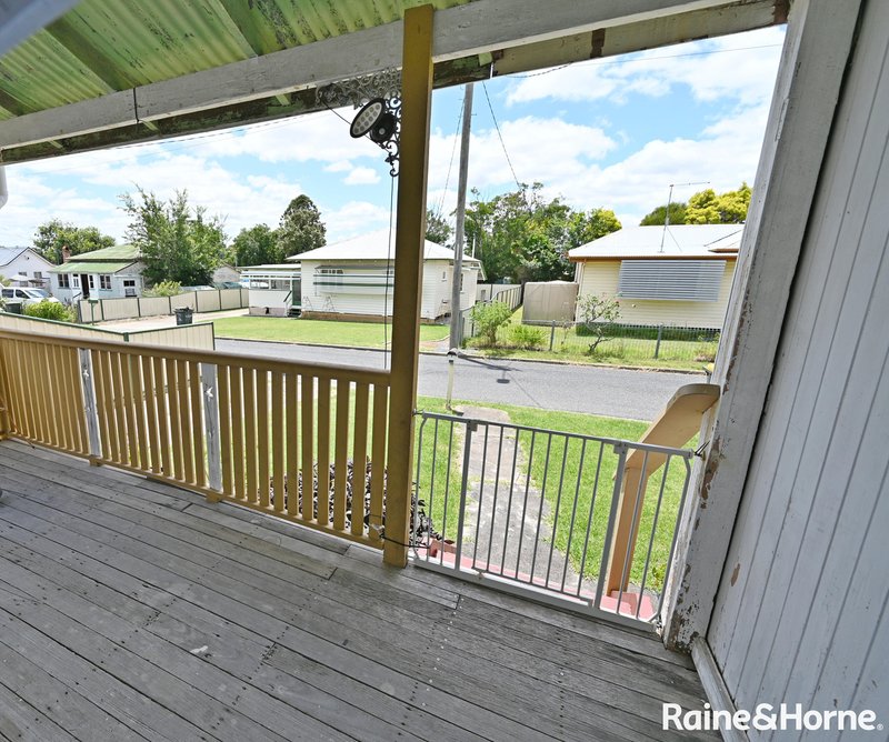 Photo - 43 Acacia Avenue, Warwick QLD 4370 - Image 16