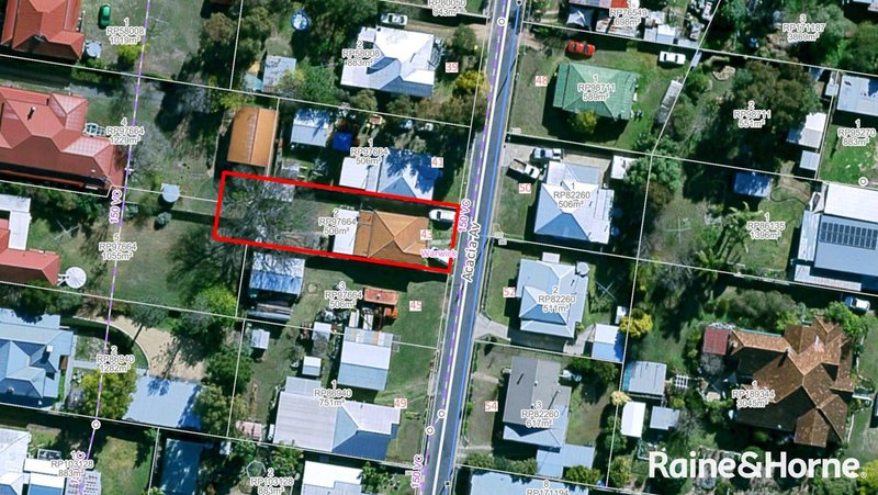 Photo - 43 Acacia Avenue, Warwick QLD 4370 - Image 17