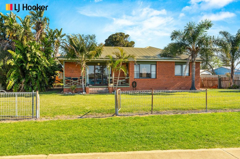 Photo - 43 Adelaide Street, Greenwell Point NSW 2540 - Image 4