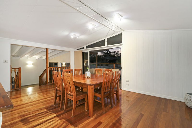 Photo - 43 Ainsdale Street, Chermside West QLD 4032 - Image 9