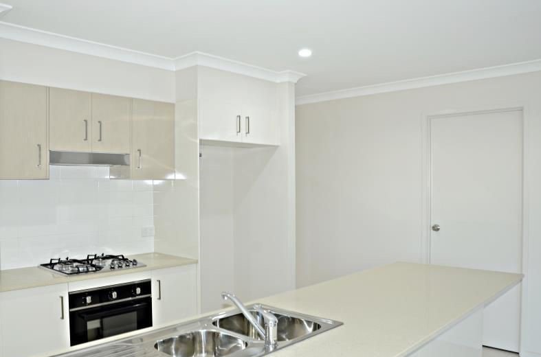 Photo - 43 Aleiyah Street, Caboolture QLD 4510 - Image 2