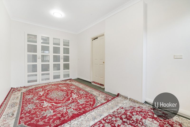 Photo - 43 Allison Road, Guildford NSW 2161 - Image 4