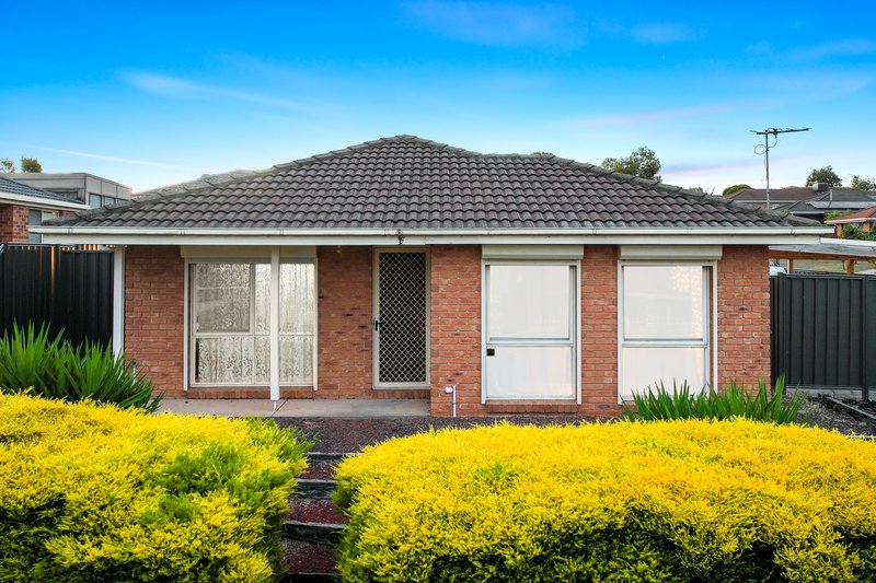 43 Amber Drive, Hampton Park VIC 3976