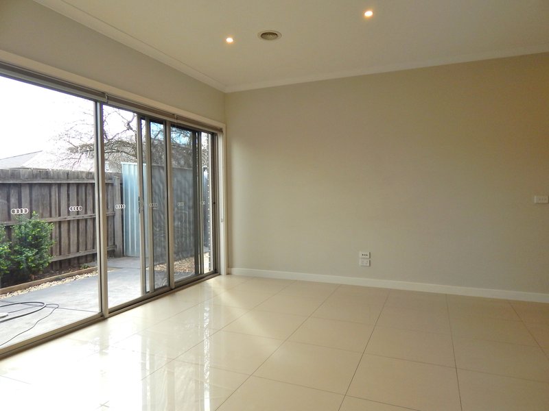 Photo - 43 Anderson Street, Pascoe Vale VIC 3044 - Image 3