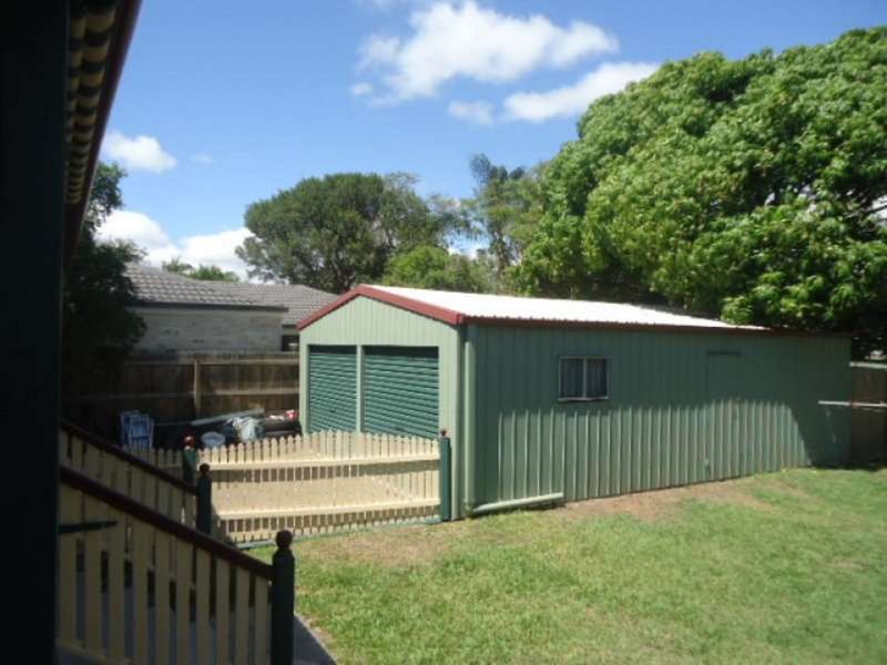 Photo - 43 Andrew Street, Kallangur QLD 4503 - Image 2