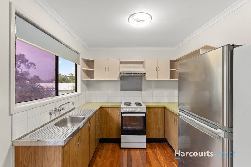 Photo - 43 Aquarius Drive, Kingston QLD 4114 - Image 3