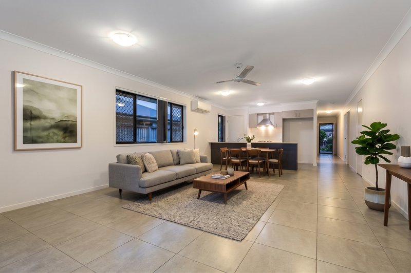 Photo - 43 Arcadia Street, Upper Caboolture QLD 4510 - Image 5