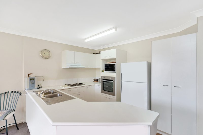 Photo - 4/3 Arundel Drive, Arundel QLD 4214 - Image 14