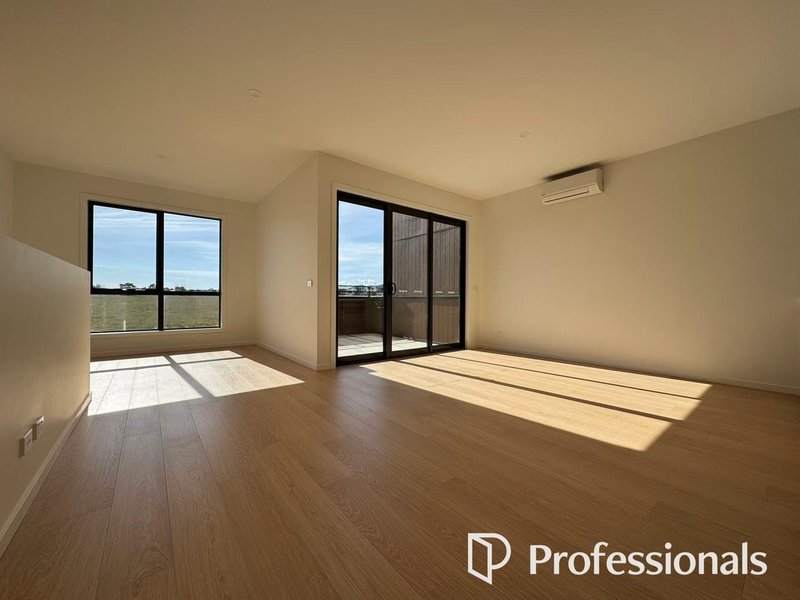 Photo - 43 Astoria Road, Wollert VIC 3750 - Image 4