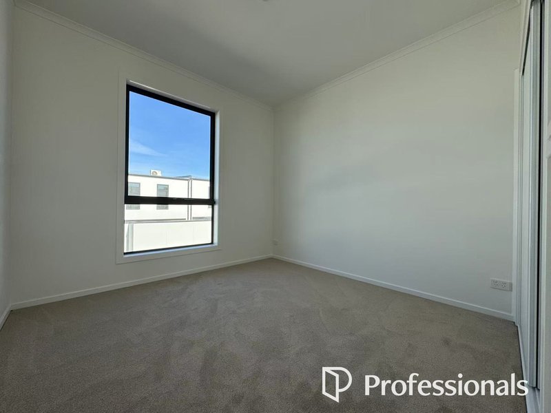 Photo - 43 Astoria Road, Wollert VIC 3750 - Image 6