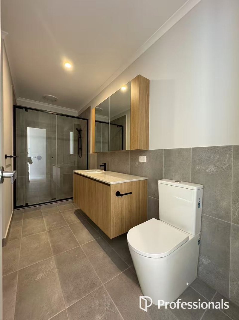 Photo - 43 Astoria Road, Wollert VIC 3750 - Image 7