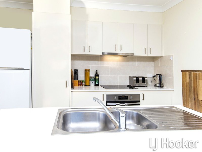 Photo - 43 Augusta Boulevard, Pimpama QLD 4209 - Image 6