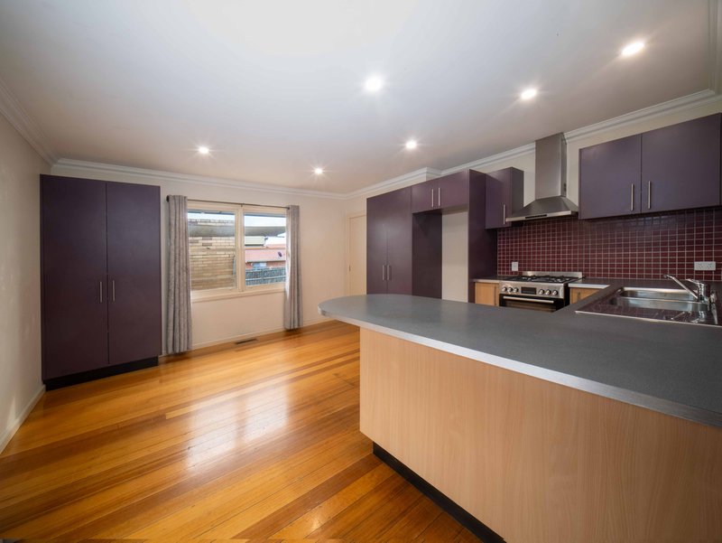 Photo - 43 Augustine Terrace, Glenroy VIC 3046 - Image 3