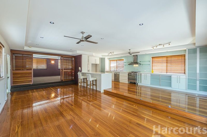 Photo - 43 Avalon Street, Sandstone Point QLD 4511 - Image 3