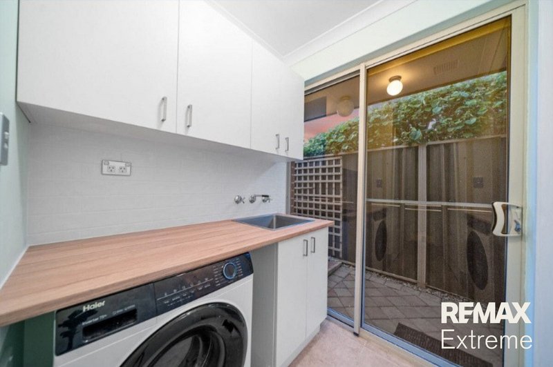 Photo - 43 Balladong Loop, Carramar WA 6031 - Image 28
