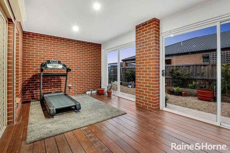 Photo - 43 Balmain Road, Mickleham VIC 3064 - Image 15