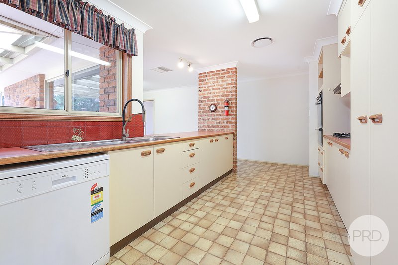 Photo - 43 Bandalong Street, Tamworth NSW 2340 - Image 6