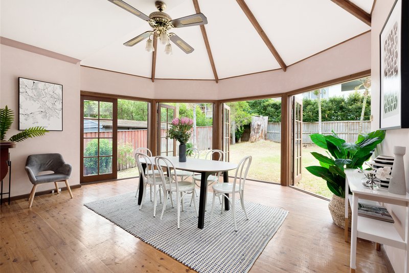 Photo - 43 Baranbali Avenue, Seaforth NSW 2092 - Image 2