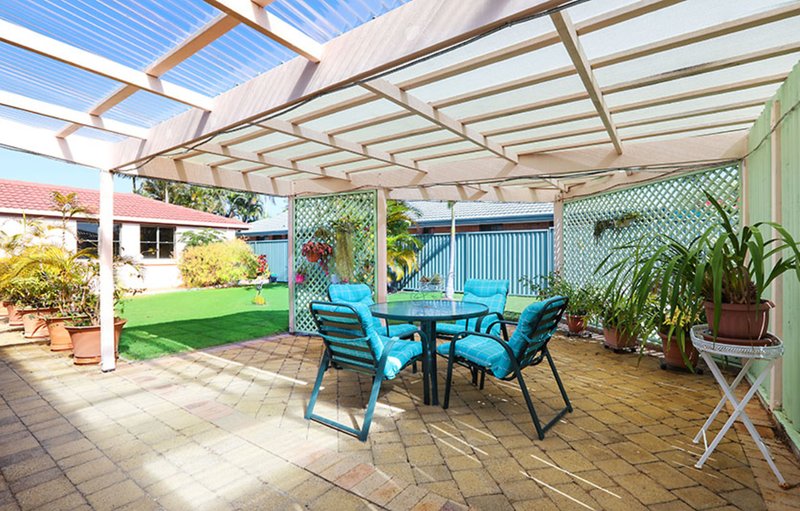 Photo - 43 Barrier Reef Drive, Mermaid Waters QLD 4218 - Image 4