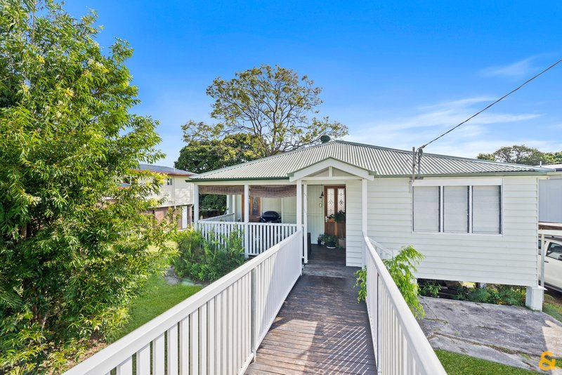 43 Barrinia Street, Manly QLD 4179