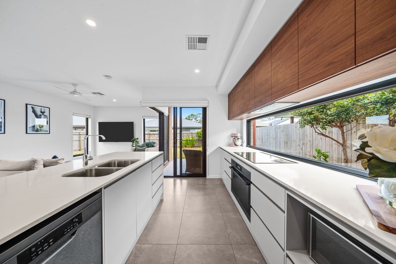 Photo - 43 Belaroma Street, Ormeau QLD 4208 - Image 2
