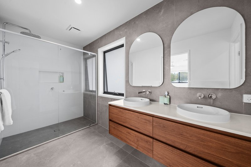 Photo - 43 Belaroma Street, Ormeau QLD 4208 - Image 11