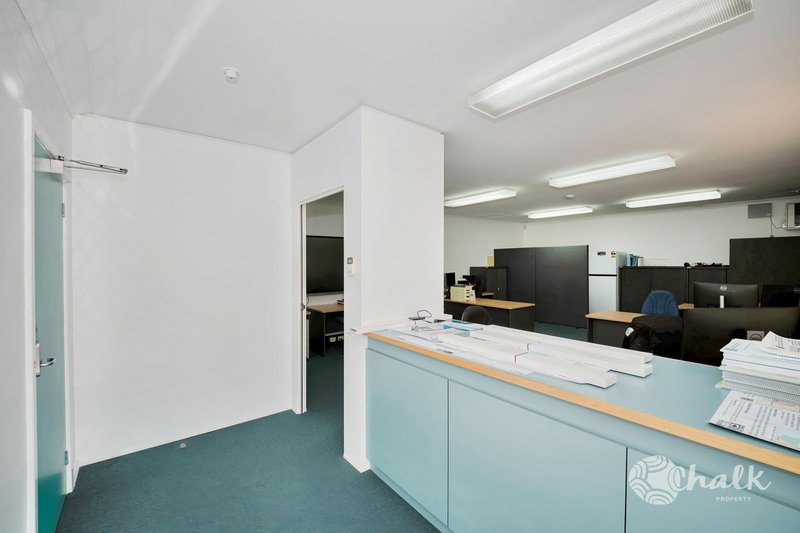 Photo - 4/3 Benjamin Way, Rockingham WA 6168 - Image 5