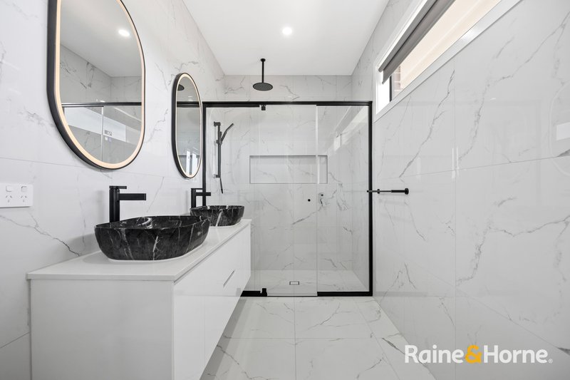 Photo - 43 Berkeley Drive, Armstrong Creek VIC 3217 - Image 5