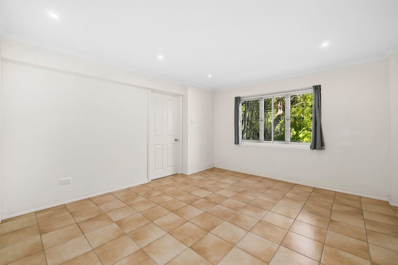 Photo - 43 Binowee Street, Aspley QLD 4034 - Image 12