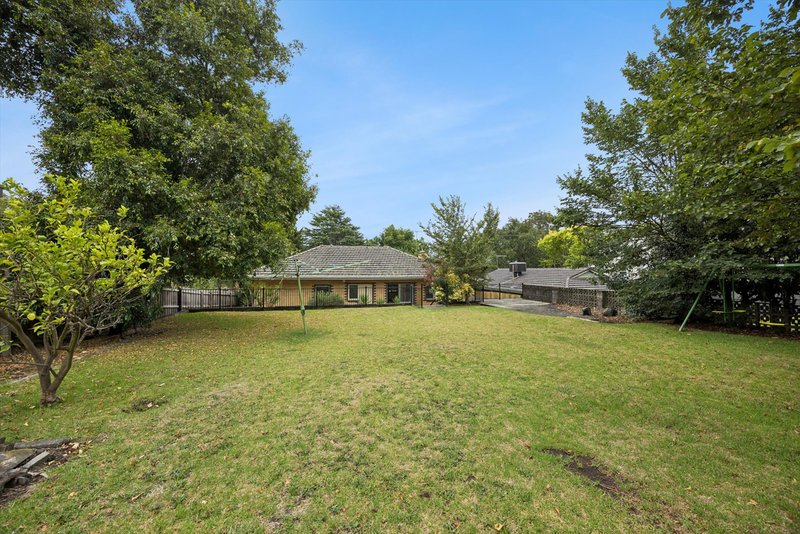 Photo - 43 Blackwood Park Road, Ferntree Gully VIC 3156 - Image 6