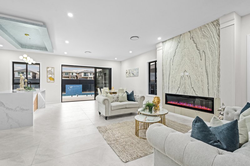 Photo - 43 Bluegate Street, Box Hill NSW 2765 - Image 4