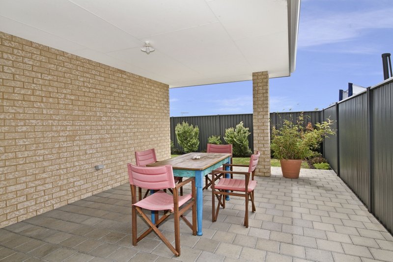 Photo - 43 Branchton Loop, Baldivis WA 6171 - Image 17