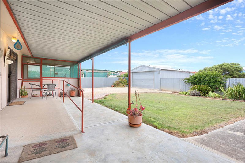 Photo - 43 Bridge Road, Ardrossan SA 5571 - Image 17