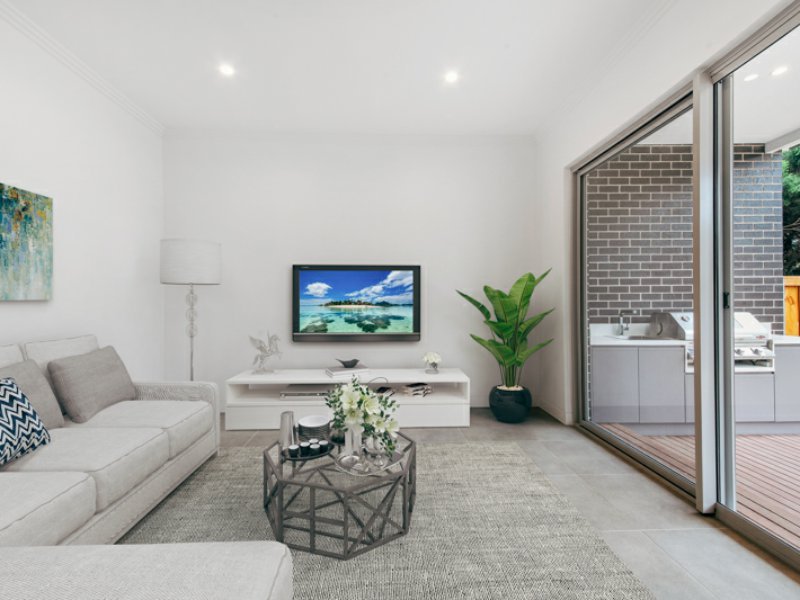 Photo - 43 Brockman Avenue, Revesby Heights NSW 2212 - Image 2