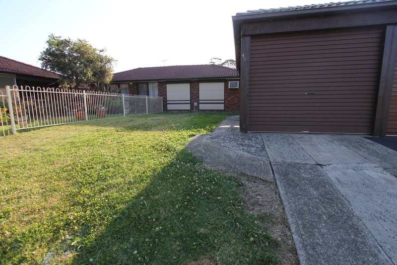 Photo - 43 Brooks Street, Macquarie Fields NSW 2564 - Image 9