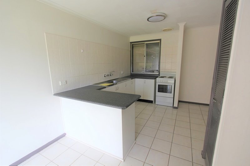 Photo - 43 Brooks Street, Macquarie Fields NSW 2564 - Image 3