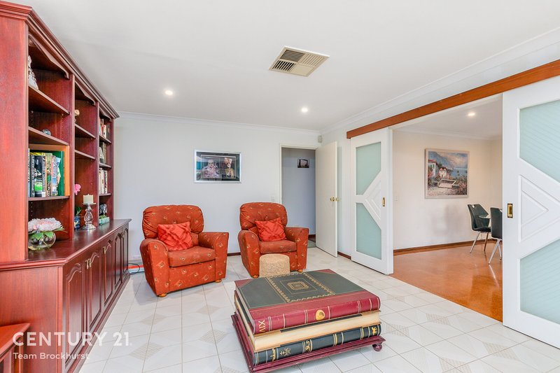 Photo - 43 Bullfinch Street, Huntingdale WA 6110 - Image 14