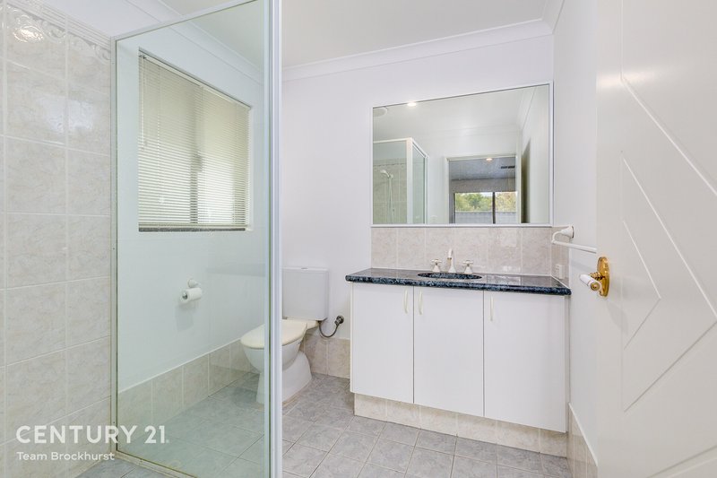 Photo - 43 Bullfinch Street, Huntingdale WA 6110 - Image 28