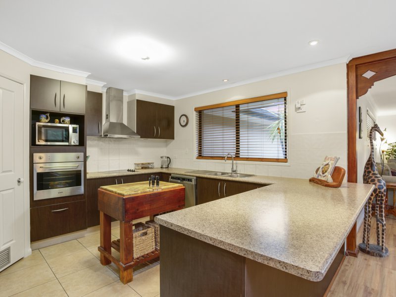 Photo - 43 Cairngorm Street, Carrara QLD 4211 - Image 15