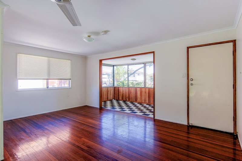 Photo - 43 Camaro Street, Runcorn QLD 4113 - Image 3
