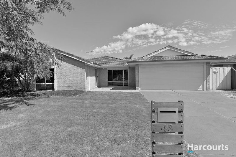 43 Cambridge Drive, Greenfields WA 6210