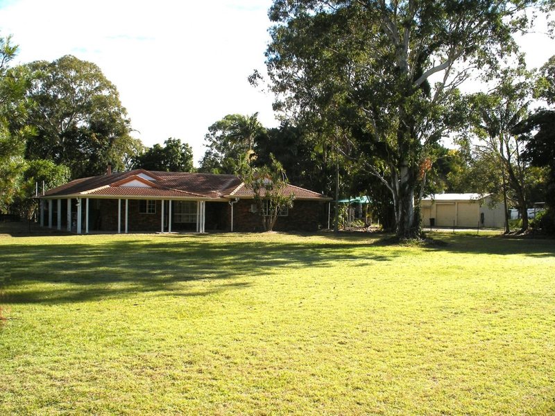Photo - 43 Campbell Parade, Beachmere QLD 4510 - Image 1