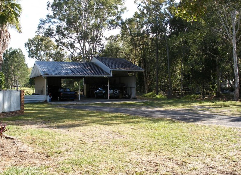 Photo - 43 Campbell Parade, Beachmere QLD 4510 - Image 20