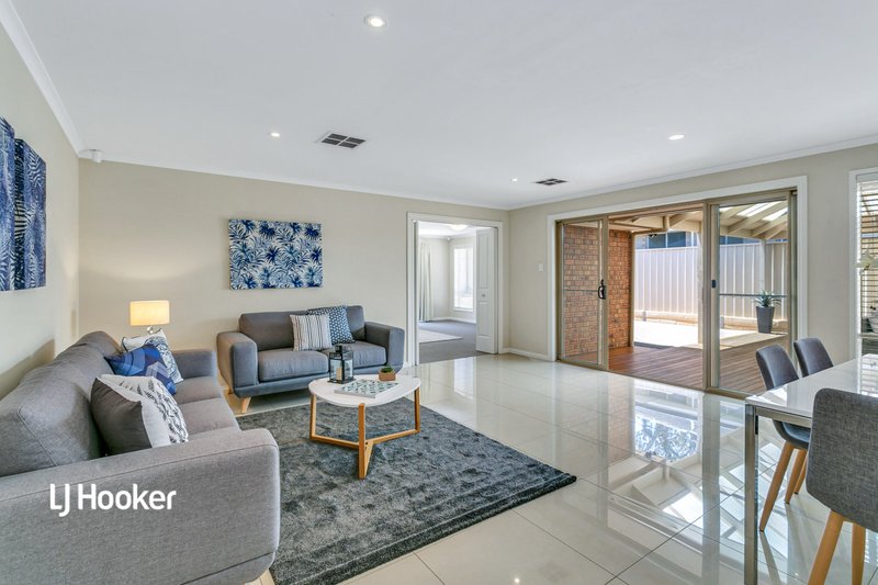 Photo - 43 Captain Robertson Avenue, Golden Grove SA 5125 - Image 5