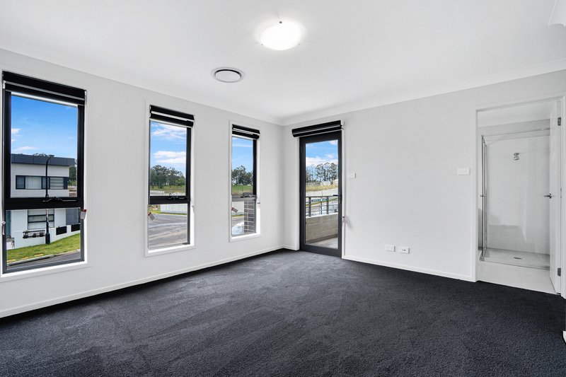 Photo - 43 Cart Street, Box Hill NSW 2765 - Image 7