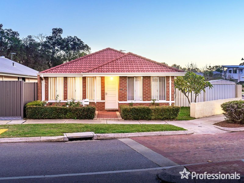 Photo - 43 Chestnut Way, Baldivis WA 6171 - Image 2